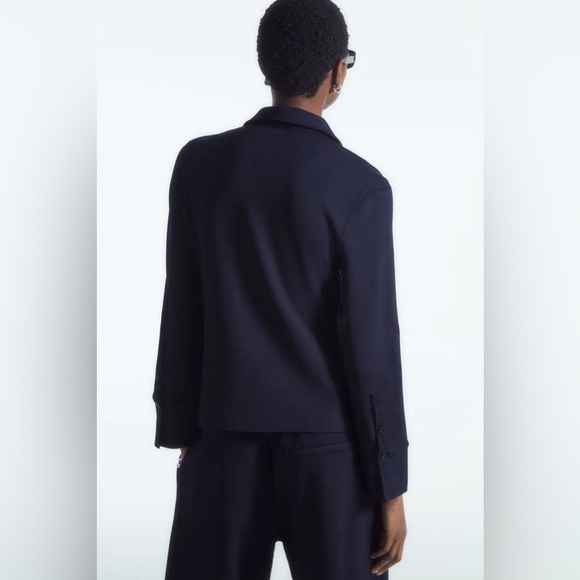 COS Slim Exaggerated Collar Jersey shirt🔥
NWOT - Picture 2 of 13